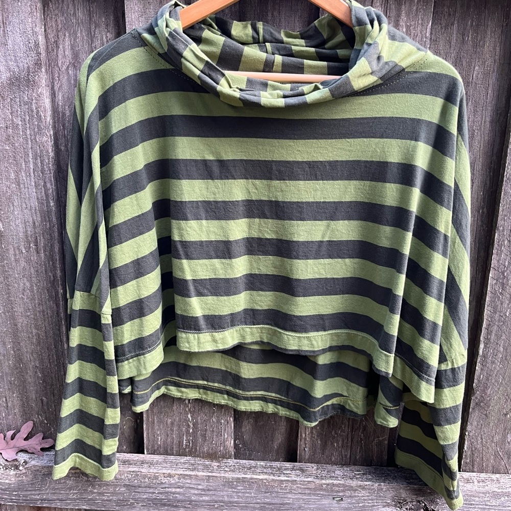 Green Striped Crop